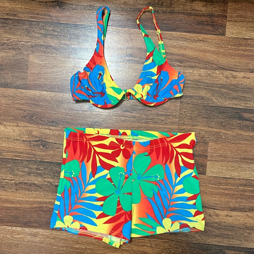 Vintage Venus Bright Floral Bikini B short M set